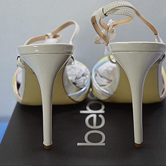 NEW Bebe Ivonne Twist Front Cream Colored Heels - Picture 5 of 8